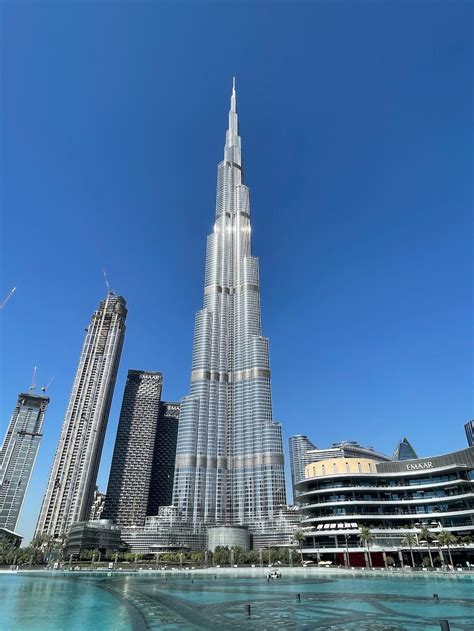 dubai burj khalifa hotel booking.